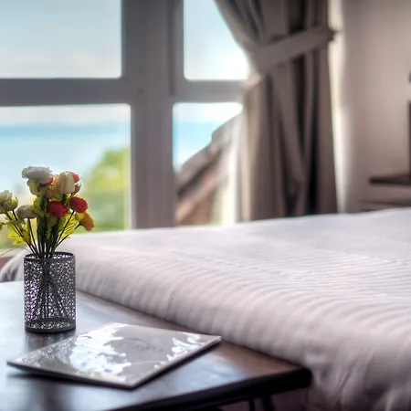 Hotel Zenitude Les Terrasses Du Lac, An Ascend Collection 3*